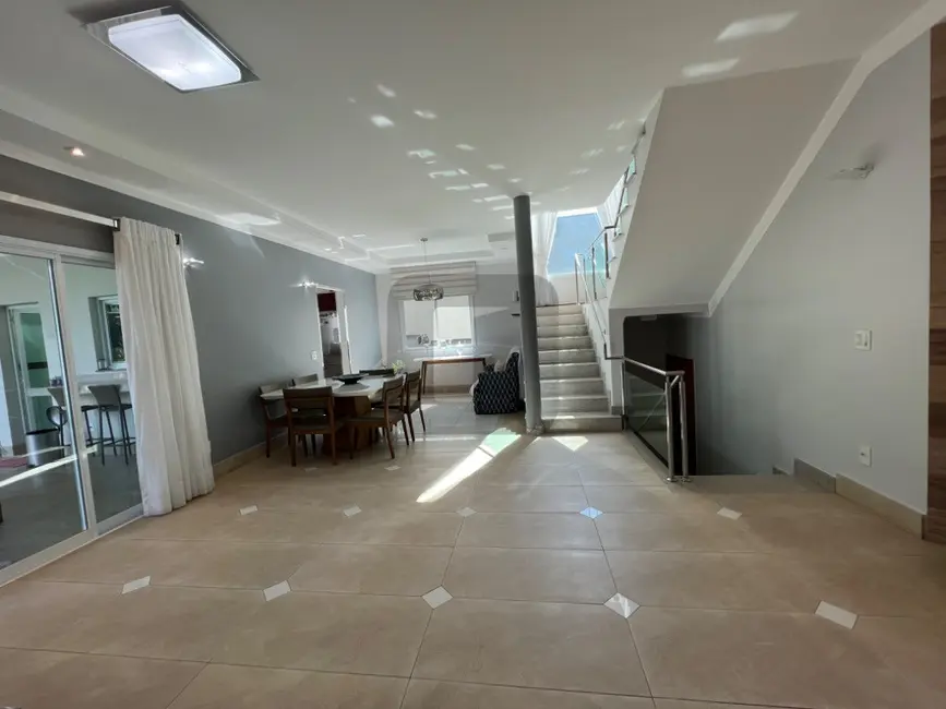 Foto 4 de Casa de Condomínio com 3 quartos à venda, 345m2 em Swiss Park, Campinas - SP