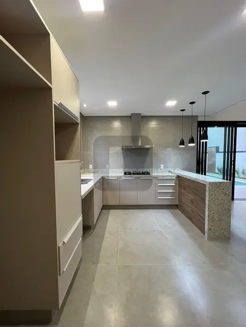 Foto 6 de Casa de Condomínio com 3 quartos à venda, 270m2 em Swiss Park, Campinas - SP