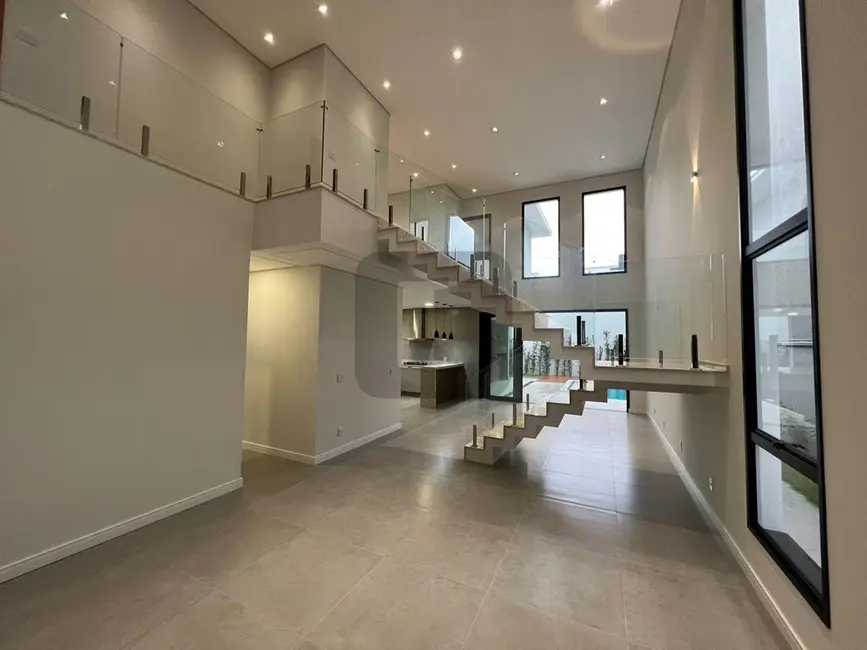 Foto 3 de Casa de Condomínio com 3 quartos à venda, 270m2 em Swiss Park, Campinas - SP