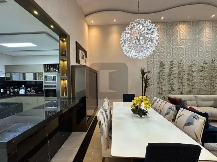 Foto 4 de Casa de Condomínio com 3 quartos à venda, 216m2 em Swiss Park, Campinas - SP