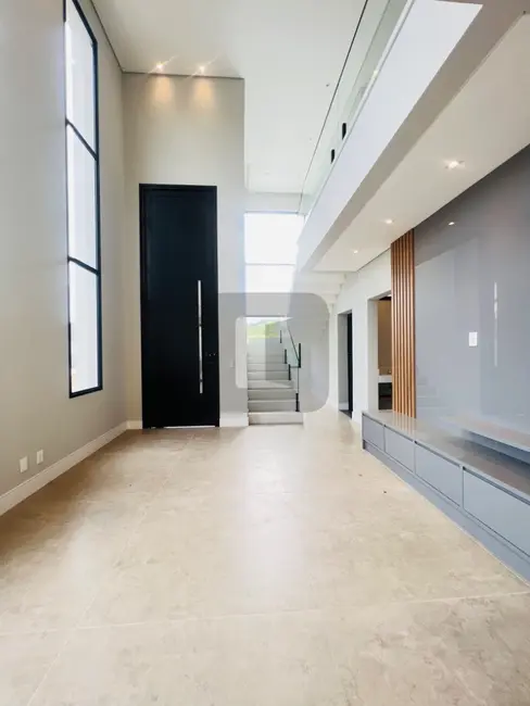 Foto 5 de Casa de Condomínio com 3 quartos à venda, 250m2 em Roncáglia, Valinhos - SP