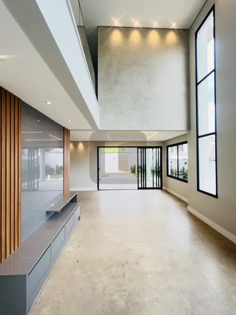 Foto 4 de Casa de Condomínio com 3 quartos à venda, 250m2 em Roncáglia, Valinhos - SP