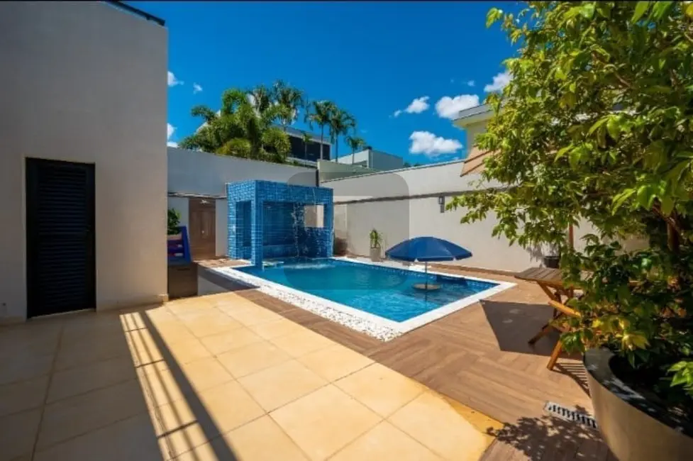 Casa de Condomínio com 4 quartos à venda e para alugar, 320m2 em Swiss Park, Campinas - SP - imagem 3 Foto 3 de Casa de Condomínio com 4 quartos à venda e para alugar, 320m2 em Swiss Park, Campinas - SP