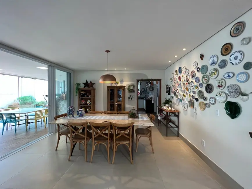 Foto 9 de Casa de Condomínio com 3 quartos à venda, 325m2 em Swiss Park, Campinas - SP