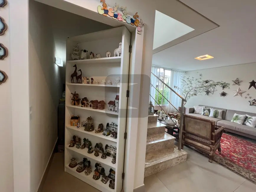 Foto 4 de Casa de Condomínio com 3 quartos à venda, 325m2 em Swiss Park, Campinas - SP