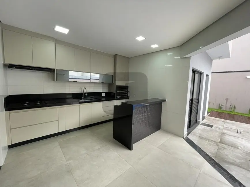 Foto 5 de Casa de Condomínio com 3 quartos à venda, 206m2 em Swiss Park, Campinas - SP