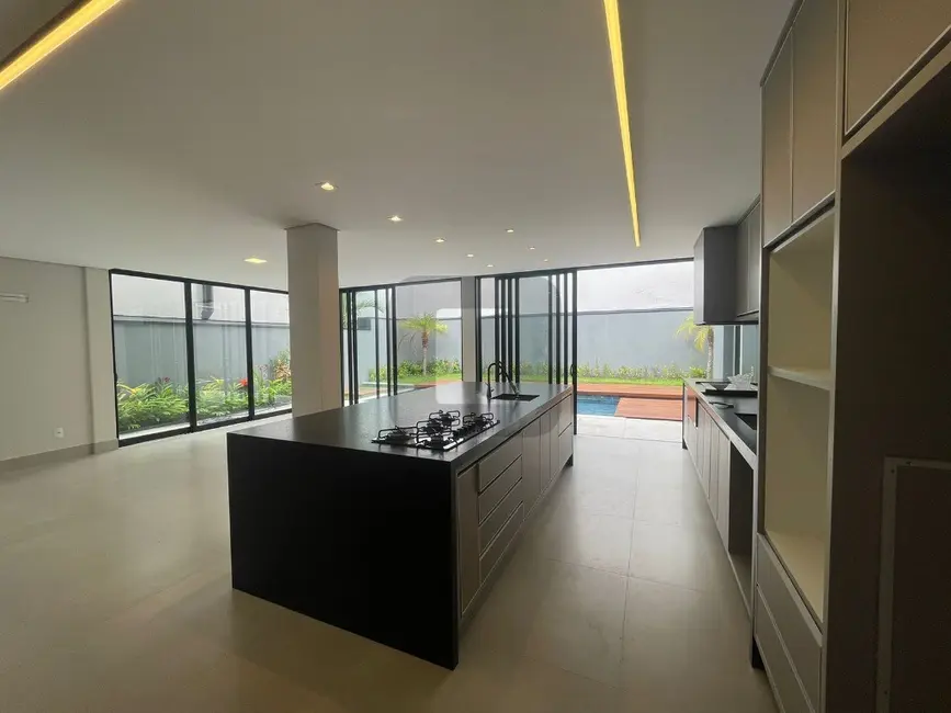 Foto 9 de Casa de Condomínio com 3 quartos à venda, 360m2 em Swiss Park, Campinas - SP