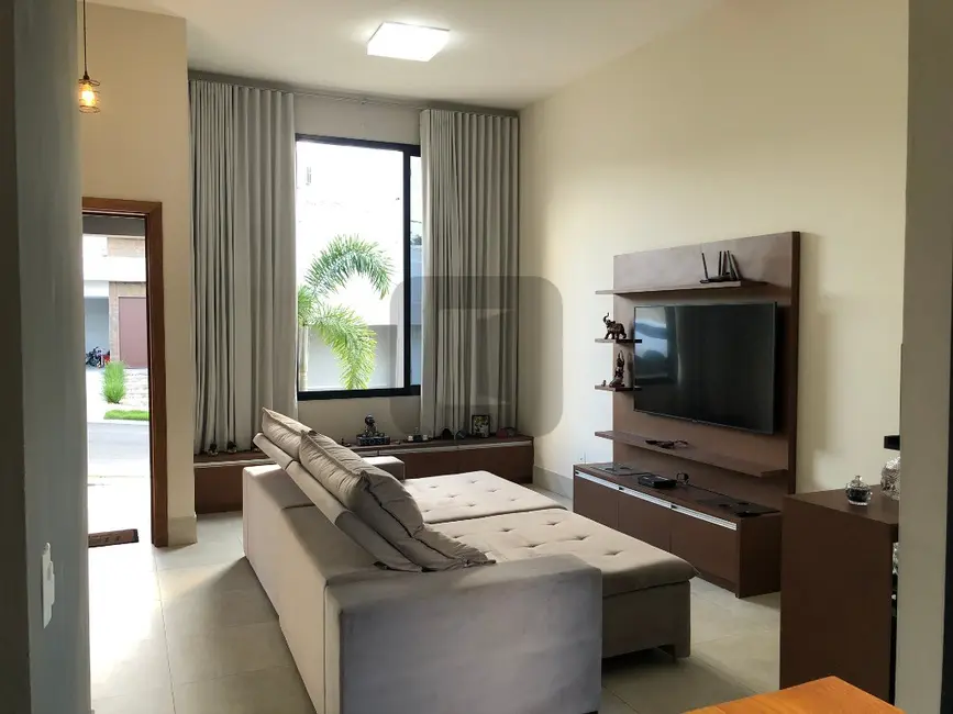 Casa de Condomínio com 3 quartos à venda, 188m2 em Jardim São Marcos, Valinhos - SP - imagem 4 Foto 4 de Casa de Condomínio com 3 quartos à venda, 188m2 em Jardim São Marcos, Valinhos - SP