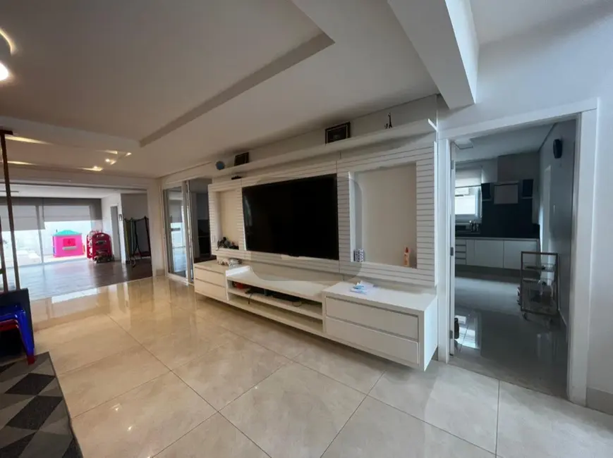 Casa de Condomínio com 4 quartos à venda, 300m2 em Parque Brasil 500, Paulinia - SP - imagem 5 Foto 5 de Casa de Condomínio com 4 quartos à venda, 300m2 em Parque Brasil 500, Paulinia - SP