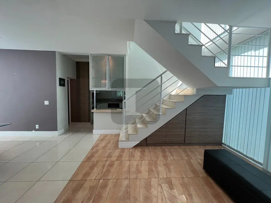 Foto 7 de Casa de Condomínio com 4 quartos à venda e para alugar, 216m2 em Swiss Park, Campinas - SP