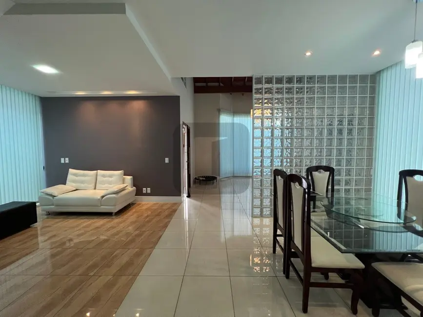 Foto 5 de Casa de Condomínio com 4 quartos à venda e para alugar, 216m2 em Swiss Park, Campinas - SP