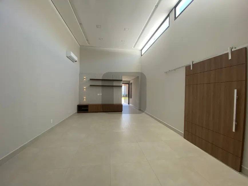 Foto 4 de Casa de Condomínio com 3 quartos à venda, 210m2 em Swiss Park, Campinas - SP