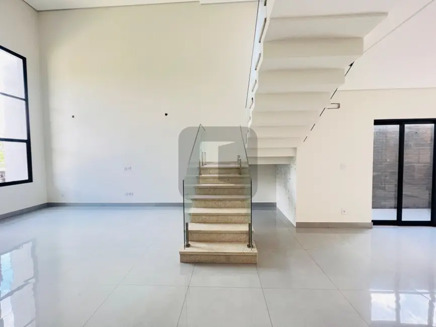 Casa de Condomínio com 4 quartos à venda, 305m2 em Swiss Park, Campinas - SP - imagem 9 Foto 9 de Casa de Condomínio com 4 quartos à venda, 305m2 em Swiss Park, Campinas - SP