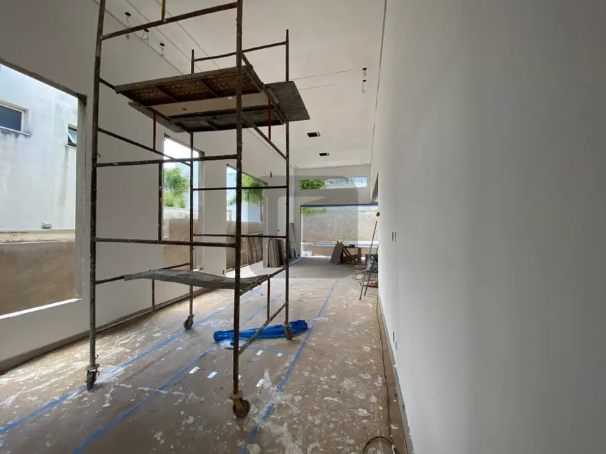 Foto 9 de Casa de Condomínio com 3 quartos à venda, 236m2 em Swiss Park, Campinas - SP