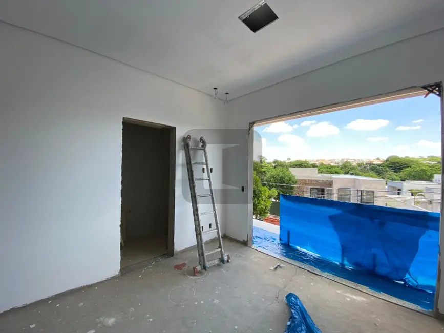 Foto 8 de Casa de Condomínio com 3 quartos à venda, 236m2 em Swiss Park, Campinas - SP