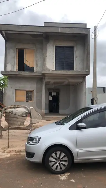 Foto 1 de Casa de Condomínio com 3 quartos à venda, 140m2 em Vila Bressani, Paulinia - SP