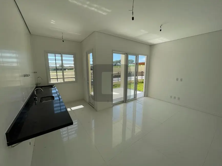 Foto 4 de Apartamento com 3 quartos à venda, 124m2 em Swiss Park, Campinas - SP