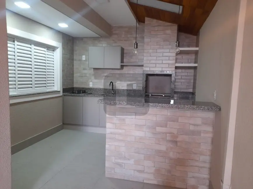 Casa de Condomínio com 3 quartos à venda, 212m2 em Lenheiro, Valinhos - SP - imagem 6 Foto 6 de Casa de Condomínio com 3 quartos à venda, 212m2 em Lenheiro, Valinhos - SP