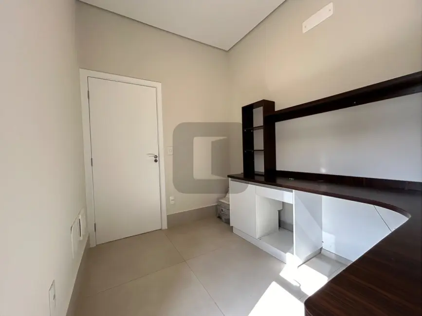 Foto 9 de Casa de Condomínio com 3 quartos à venda, 190m2 em Roncáglia, Valinhos - SP