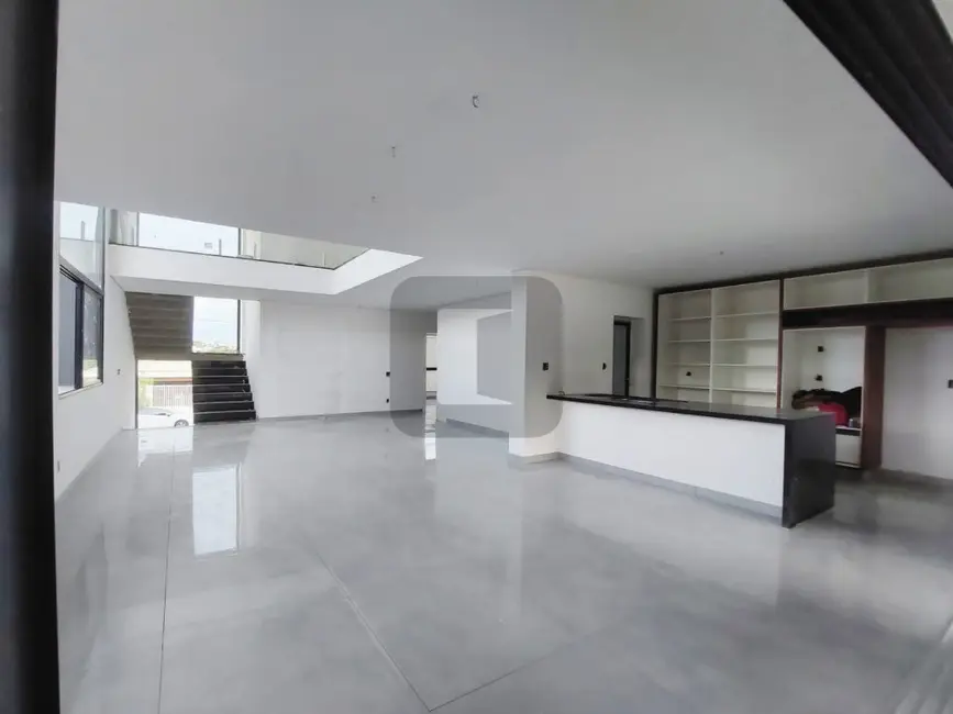 Foto 2 de Casa de Condomínio com 4 quartos à venda, 380m2 em Swiss Park, Campinas - SP