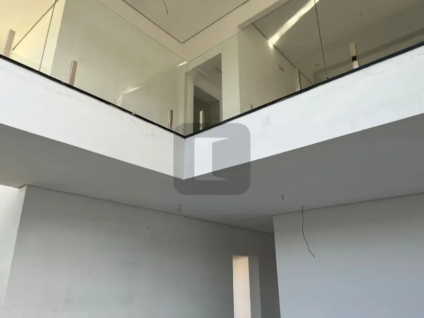 Foto 9 de Casa de Condomínio com 4 quartos à venda, 380m2 em Swiss Park, Campinas - SP