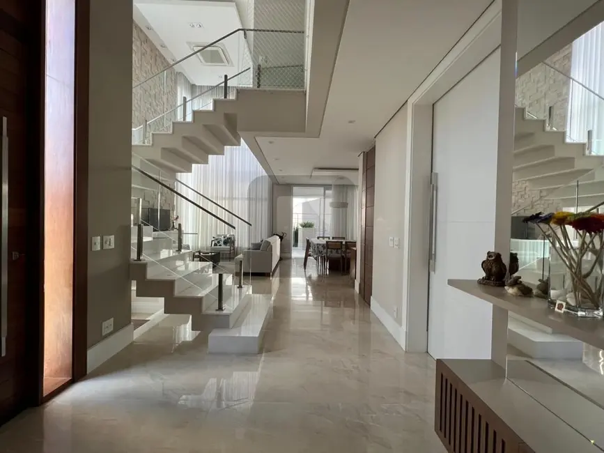 Foto 4 de Casa de Condomínio com 4 quartos à venda, 294m2 em Swiss Park, Campinas - SP