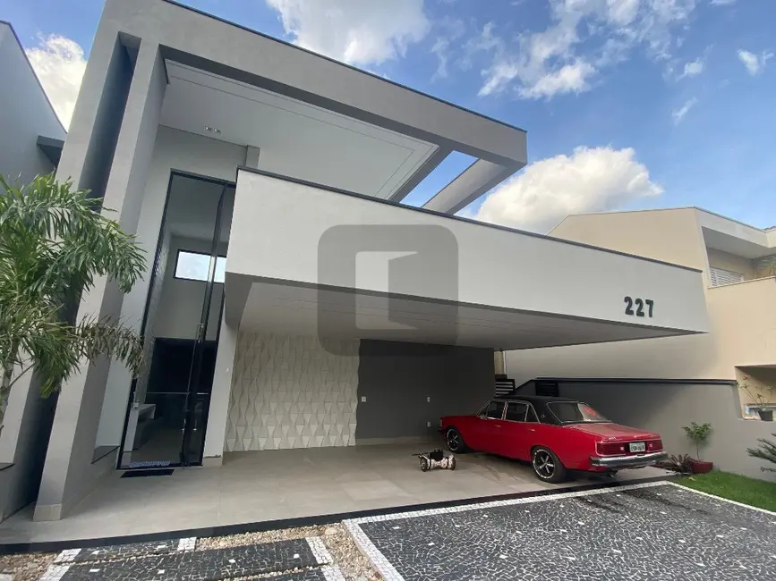 Foto 4 de Casa de Condomínio com 3 quartos à venda e para alugar, 330m2 em Swiss Park, Campinas - SP