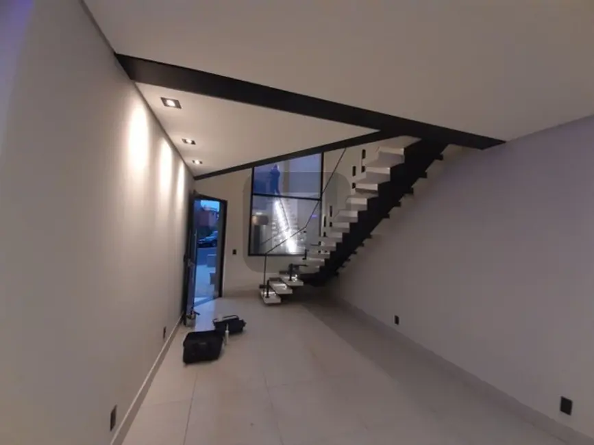 Foto 2 de Casa de Condomínio com 4 quartos à venda, 198m2 em Monte Mor - SP