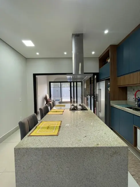 Foto 5 de Casa de Condomínio com 4 quartos à venda, 176m2 em Roncáglia, Valinhos - SP