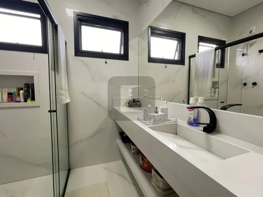 Foto 6 de Casa de Condomínio com 4 quartos à venda, 176m2 em Roncáglia, Valinhos - SP