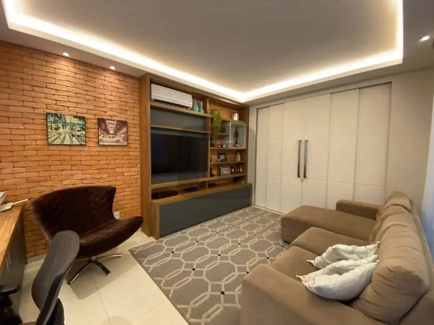 Foto 9 de Casa de Condomínio com 4 quartos à venda, 312m2 em Swiss Park, Campinas - SP