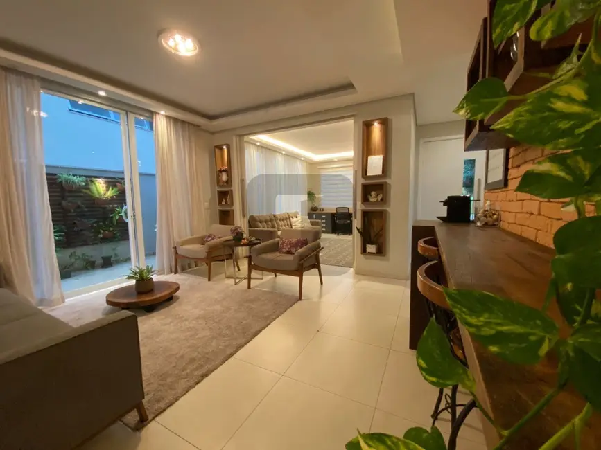 Foto 5 de Casa de Condomínio com 4 quartos à venda, 312m2 em Swiss Park, Campinas - SP