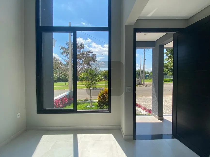 Foto 8 de Casa de Condomínio com 3 quartos à venda, 260m2 em Residencial Jardim do Jatobá, Hortolandia - SP