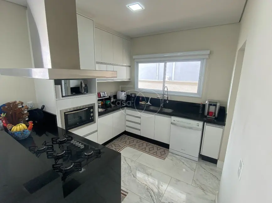 Casa de Condomínio com 3 quartos à venda, 260m2 em Le Village, Valinhos - SP - imagem 8 Foto 8 de Casa de Condomínio com 3 quartos à venda, 260m2 em Le Village, Valinhos - SP