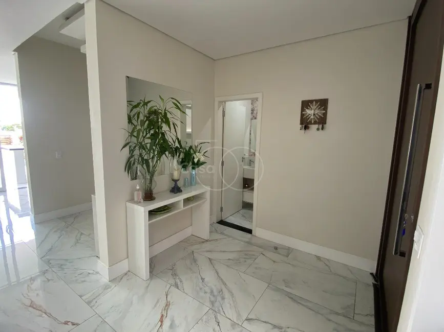 Casa de Condomínio com 3 quartos à venda, 260m2 em Le Village, Valinhos - SP - imagem 6 Foto 6 de Casa de Condomínio com 3 quartos à venda, 260m2 em Le Village, Valinhos - SP