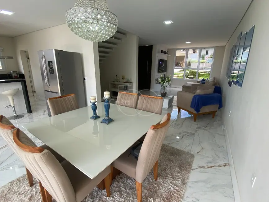 Casa de Condomínio com 3 quartos à venda, 260m2 em Le Village, Valinhos - SP - imagem 5 Foto 5 de Casa de Condomínio com 3 quartos à venda, 260m2 em Le Village, Valinhos - SP