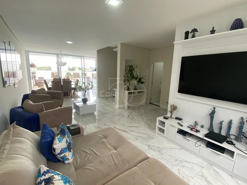 Casa de Condomínio com 3 quartos à venda, 260m2 em Le Village, Valinhos - SP - imagem 4 Foto 4 de Casa de Condomínio com 3 quartos à venda, 260m2 em Le Village, Valinhos - SP