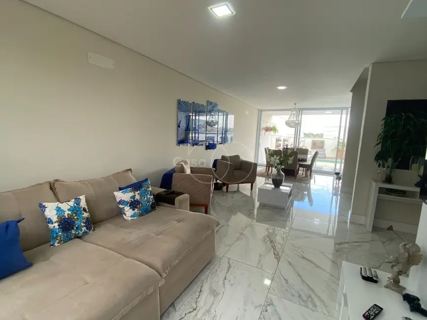 Foto 2 de Casa de Condomínio com 3 quartos à venda, 260m2 em Le Village, Valinhos - SP