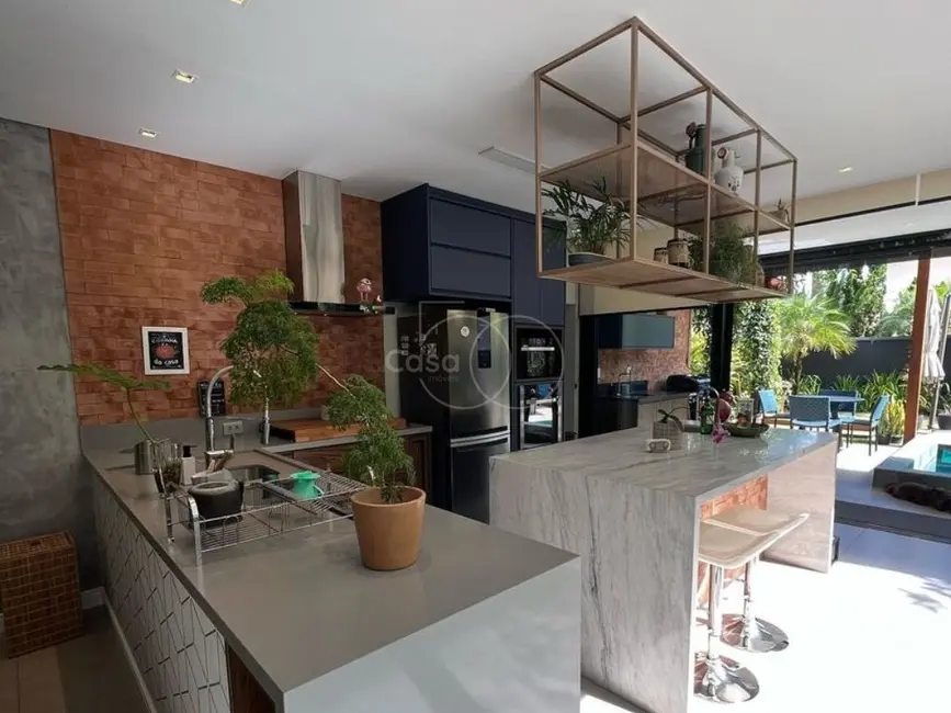 Casa com 3 quartos à venda, 273m2 em Swiss Park, Campinas - SP - imagem 8 Foto 8 de Casa com 3 quartos à venda, 273m2 em Swiss Park, Campinas - SP