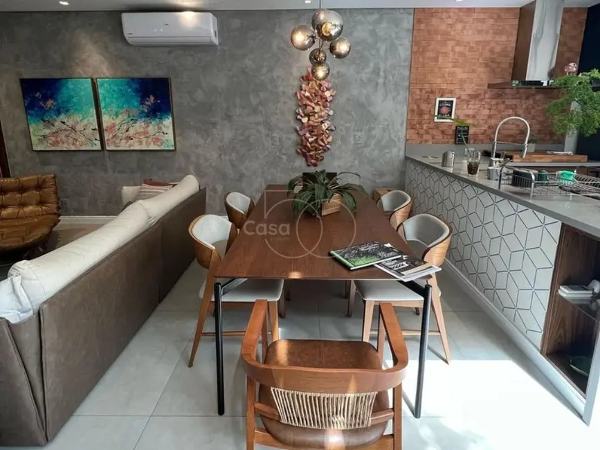 Casa com 3 quartos à venda, 273m2 em Swiss Park, Campinas - SP - imagem 5 Foto 5 de Casa com 3 quartos à venda, 273m2 em Swiss Park, Campinas - SP