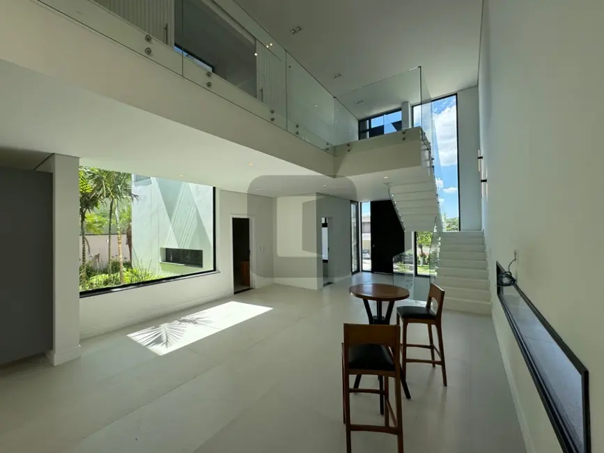 Casa de Condomínio com 4 quartos à venda e para alugar, 440m2 em Loteamento Parque das Sapucaias, Campinas - SP - imagem 6 Foto 6 de Casa de Condomínio com 4 quartos à venda e para alugar, 440m2 em Loteamento Parque das Sapucaias, Campinas - SP