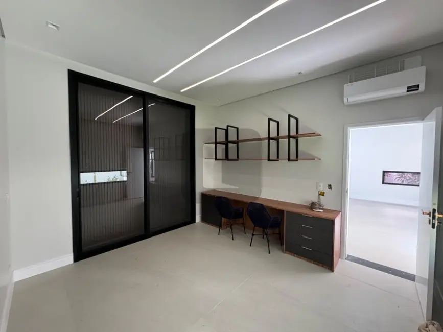 Casa de Condomínio com 4 quartos à venda e para alugar, 440m2 em Loteamento Parque das Sapucaias, Campinas - SP - imagem 9 Foto 9 de Casa de Condomínio com 4 quartos à venda e para alugar, 440m2 em Loteamento Parque das Sapucaias, Campinas - SP