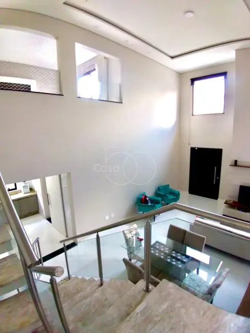 Foto 4 de Casa de Condomínio com 4 quartos à venda, 226m2 em Swiss Park, Campinas - SP