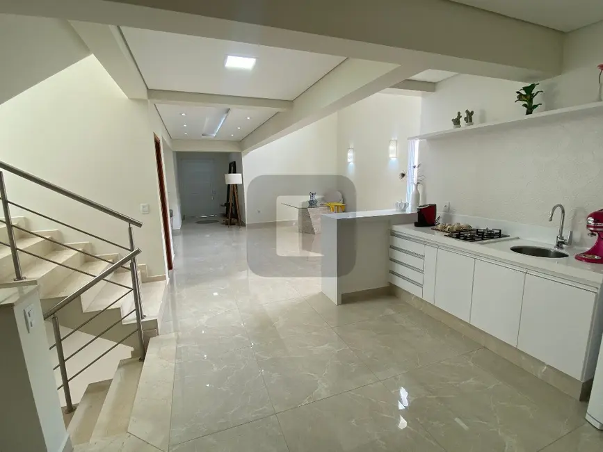 Foto 3 de Casa de Condomínio com 6 quartos à venda, 425m2 em Swiss Park, Campinas - SP