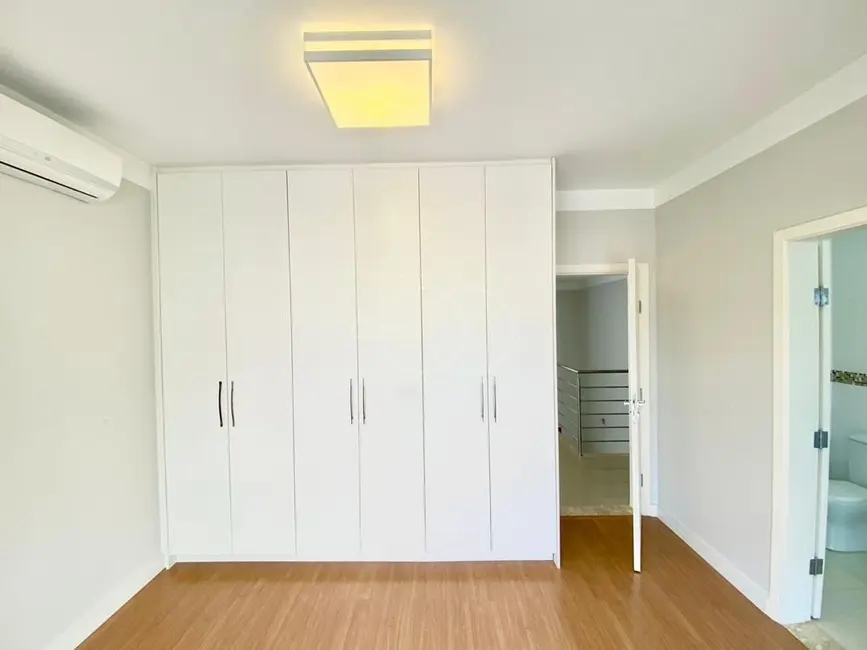 Foto 7 de Casa de Condomínio com 4 quartos à venda, 290m2 em Swiss Park, Campinas - SP