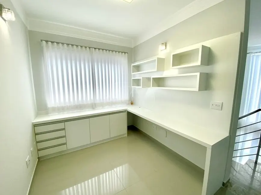 Foto 8 de Casa de Condomínio com 4 quartos à venda, 290m2 em Swiss Park, Campinas - SP