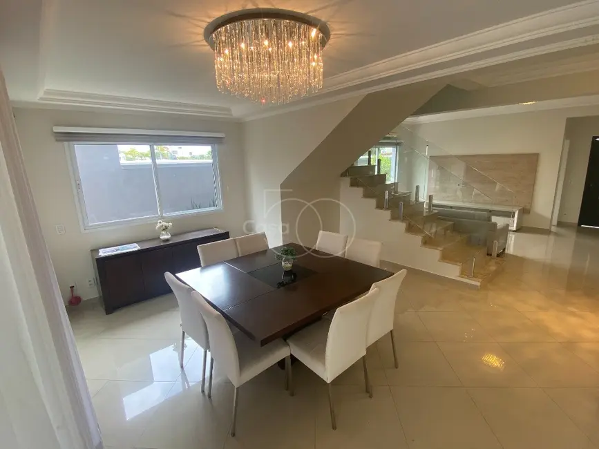 Foto 5 de Casa de Condomínio com 4 quartos à venda, 275m2 em Swiss Park, Campinas - SP