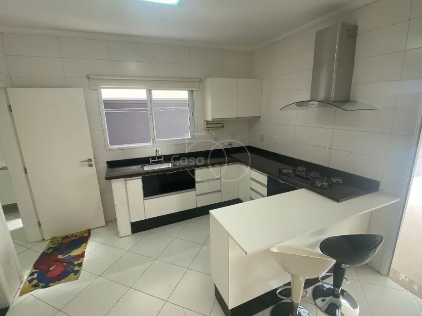 Foto 7 de Casa de Condomínio com 4 quartos à venda, 275m2 em Swiss Park, Campinas - SP