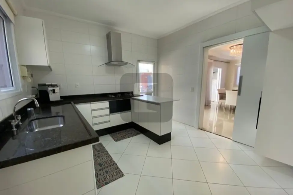 Foto 8 de Casa de Condomínio com 4 quartos à venda, 275m2 em Swiss Park, Campinas - SP