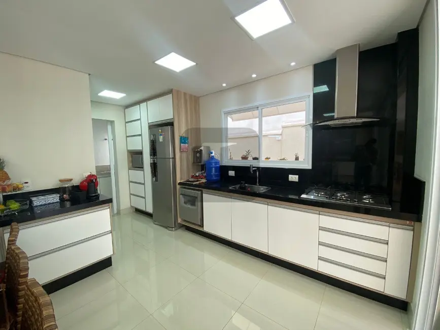 Foto 7 de Casa de Condomínio com 3 quartos à venda, 251m2 em Swiss Park, Campinas - SP